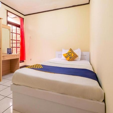 Super Oyo 2672 Bee M Syariah Hotell Bandung Exteriör bild