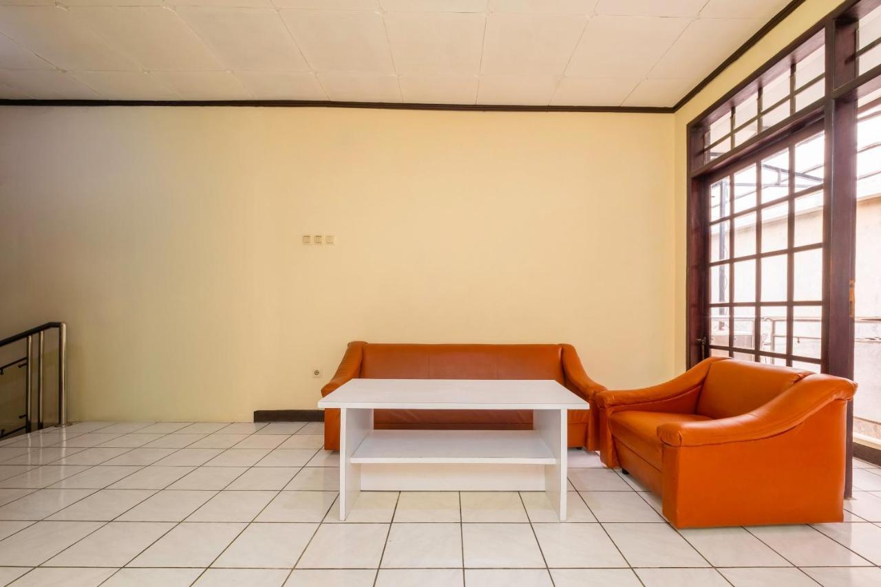 Super Oyo 2672 Bee M Syariah Hotell Bandung Exteriör bild