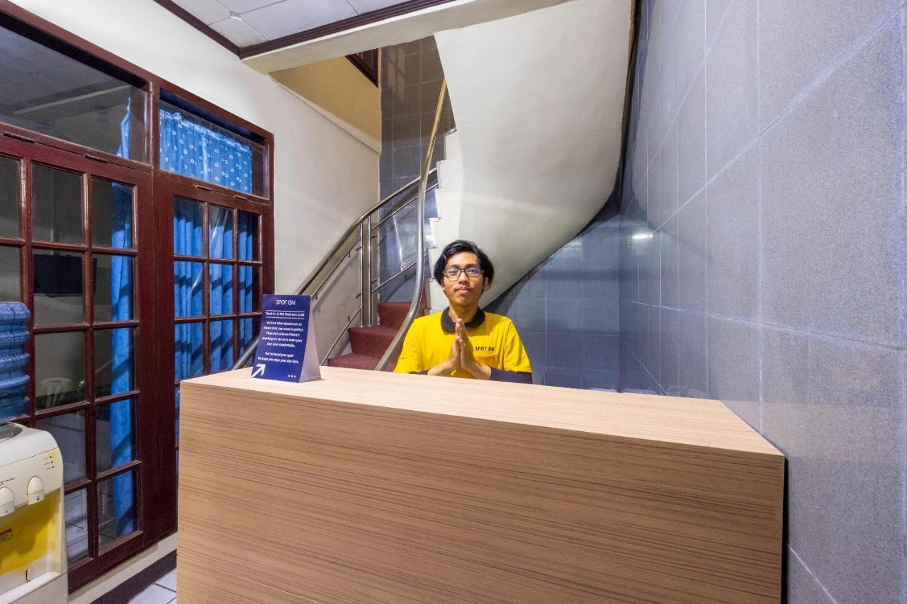 Super Oyo 2672 Bee M Syariah Hotell Bandung Exteriör bild