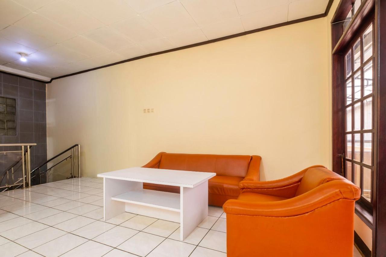 Super Oyo 2672 Bee M Syariah Hotell Bandung Exteriör bild