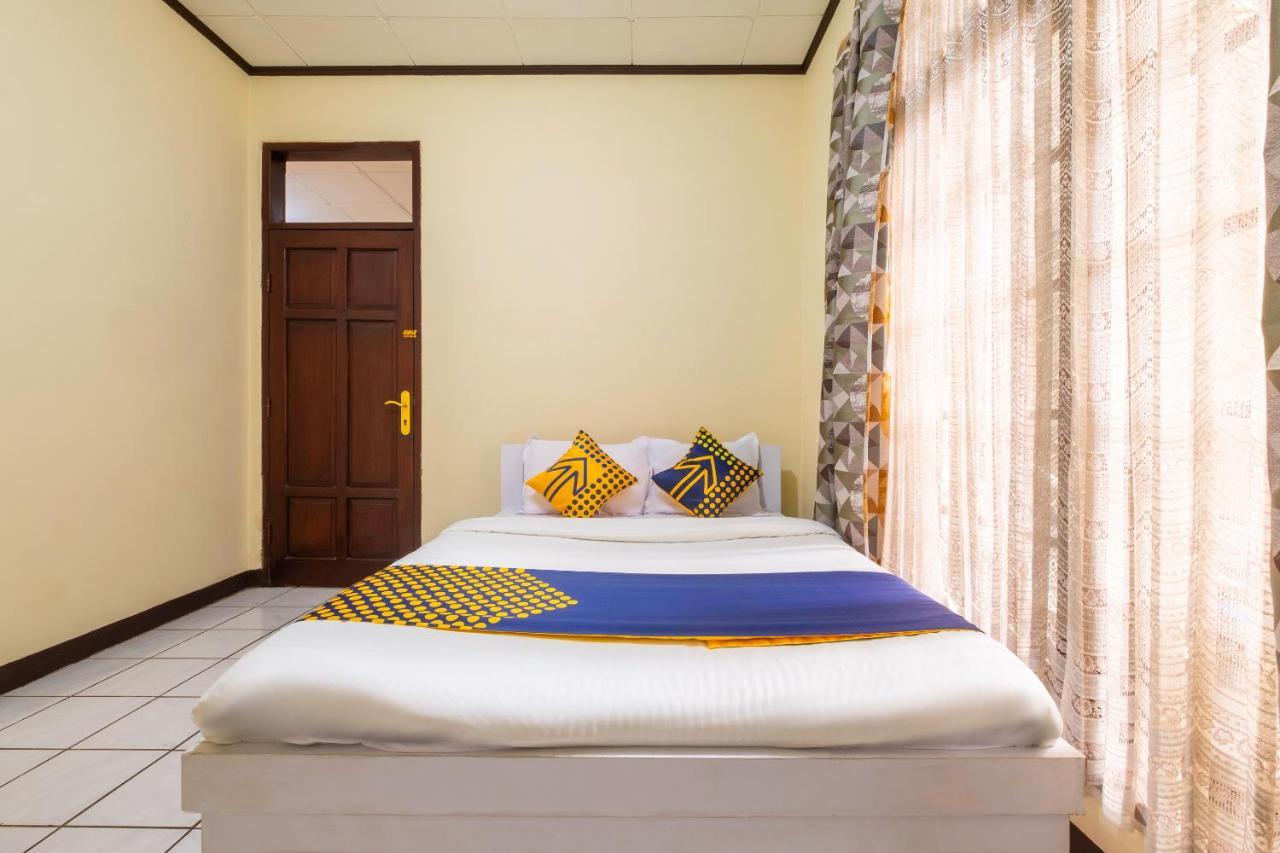 Super Oyo 2672 Bee M Syariah Hotell Bandung Exteriör bild