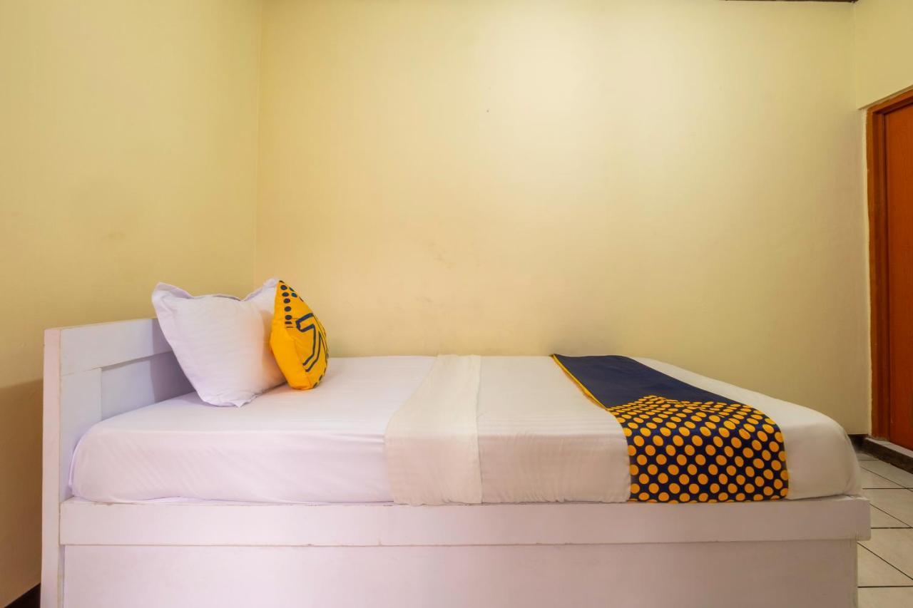 Super Oyo 2672 Bee M Syariah Hotell Bandung Exteriör bild
