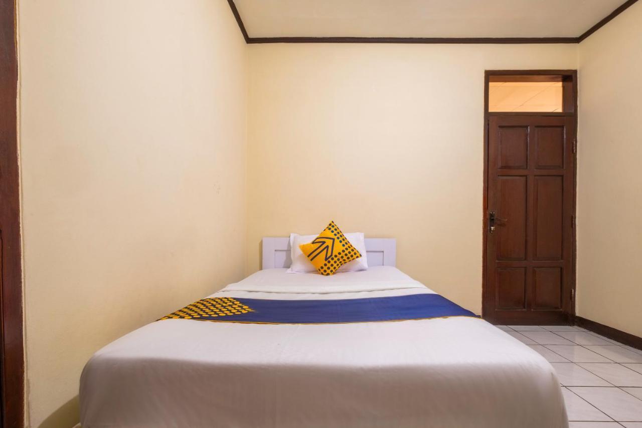 Super Oyo 2672 Bee M Syariah Hotell Bandung Exteriör bild