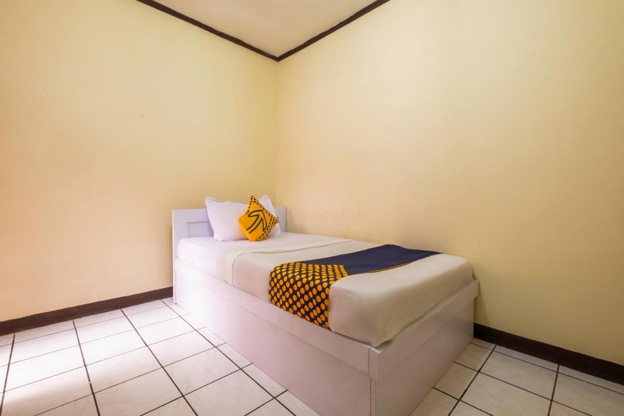 Super Oyo 2672 Bee M Syariah Hotell Bandung Exteriör bild